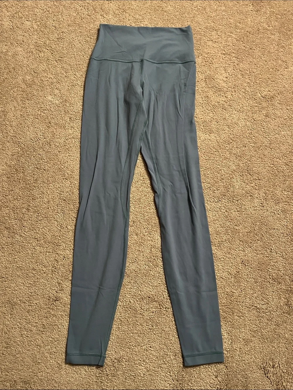 Lululemon Women’s Size 4 Leggings